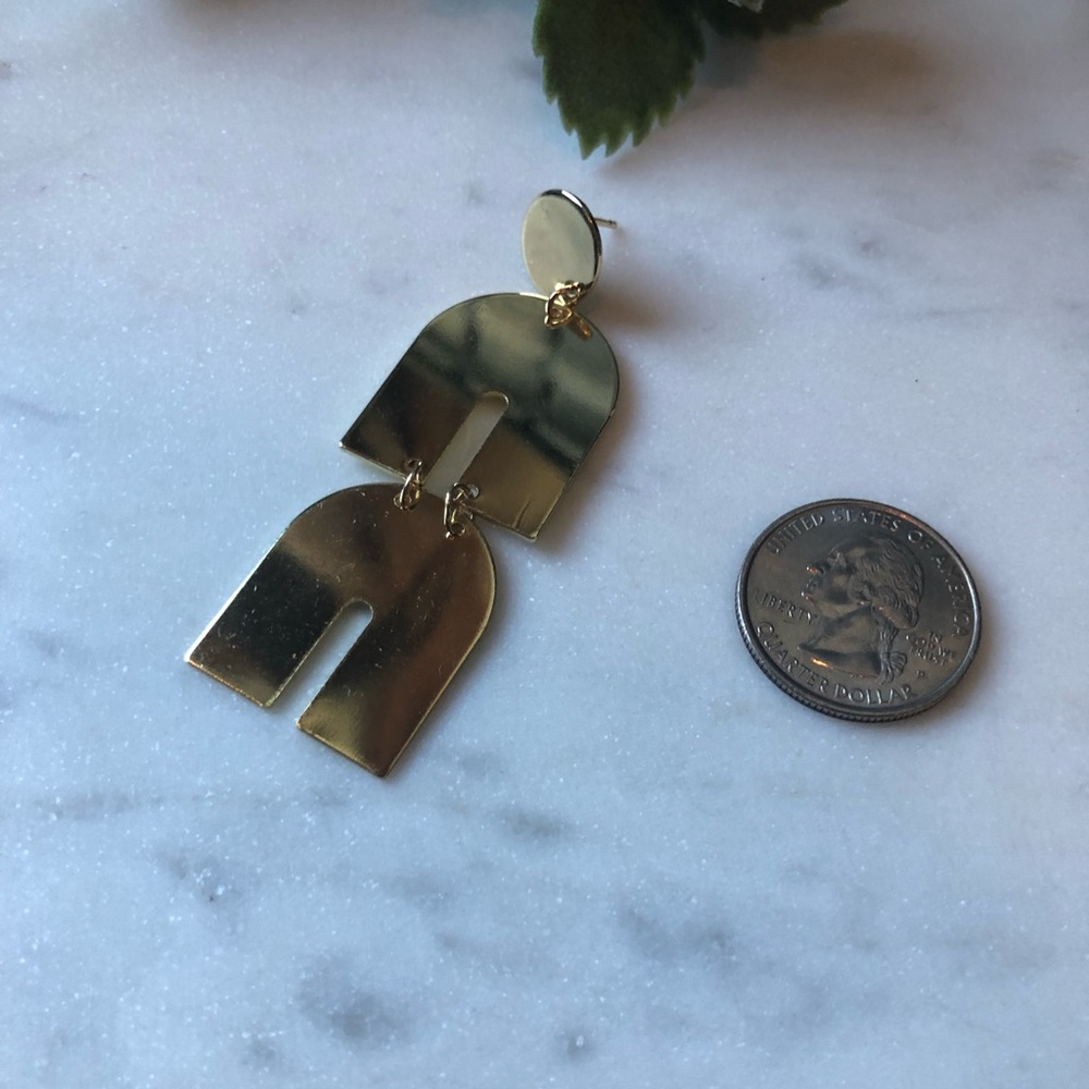 The Heidi - Gold Geometric Earrings - Picture 5 of 5